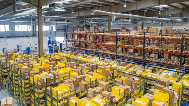 CRSMT barcode & RFID printer solution for logistics warehouse inventory management